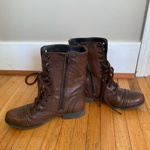 Steve Madden leather combat boots size 6